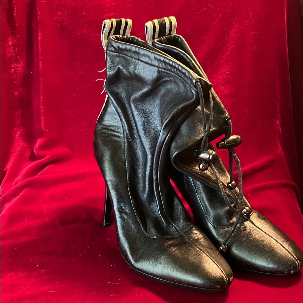 Steven By Steve Madden Black Heeled Boots